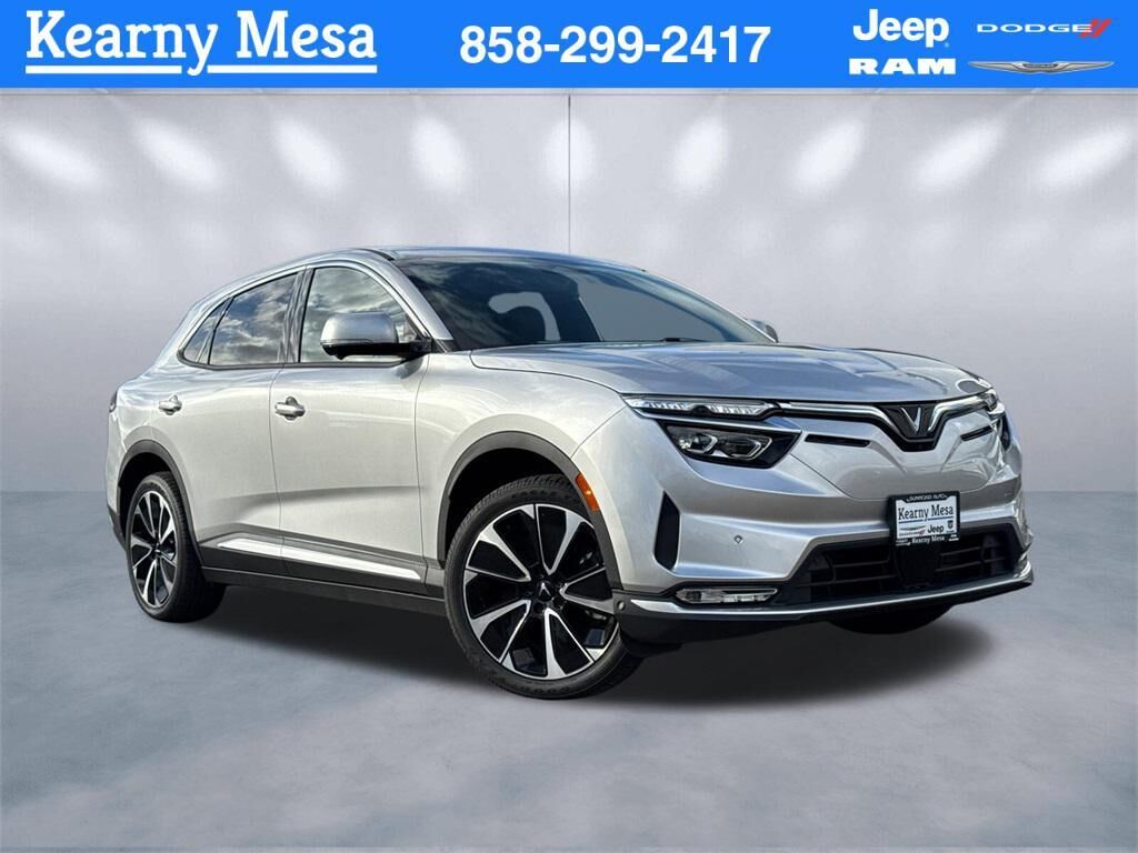 2025 VINFAST VF 8