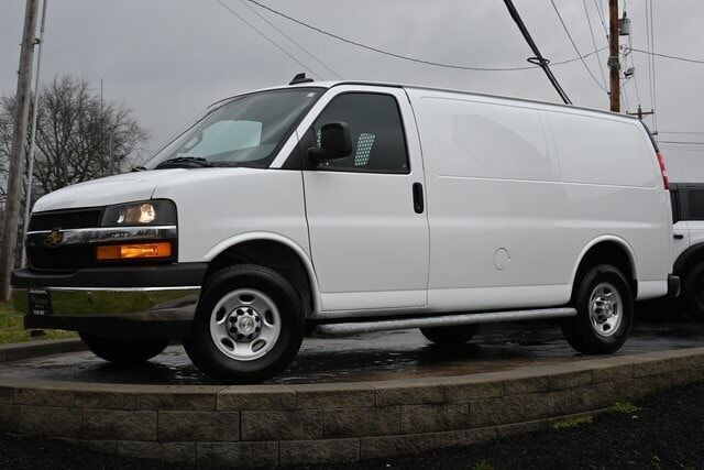 2024 CHEVROLET Express