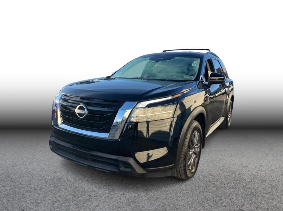 2022 NISSAN Pathfinder
