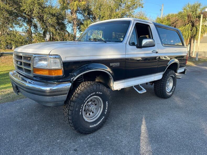 1992 FORD Bronco