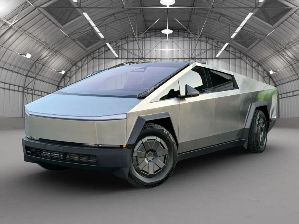 2025 TESLA Cybertruck