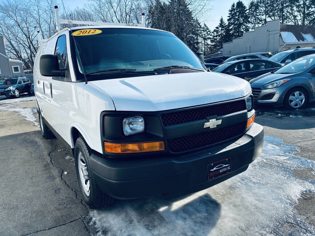 2012 CHEVROLET Express