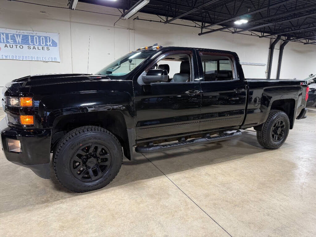2018 CHEVROLET Silverado