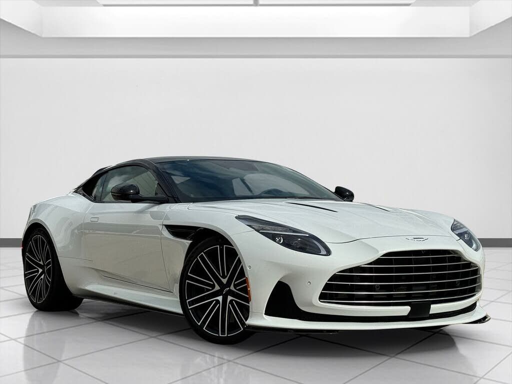 2024 ASTON MARTIN DB12