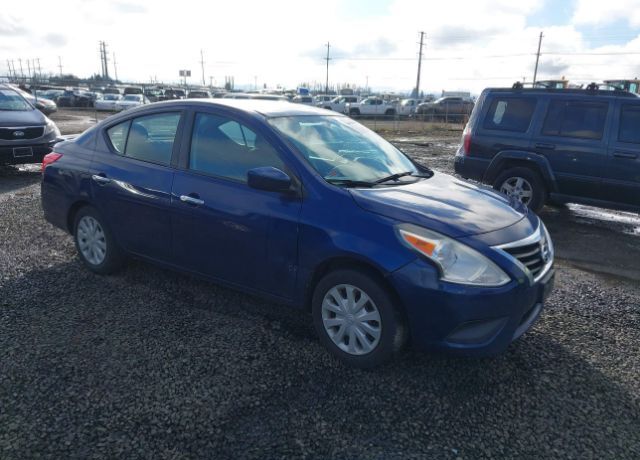 2019 NISSAN Versa