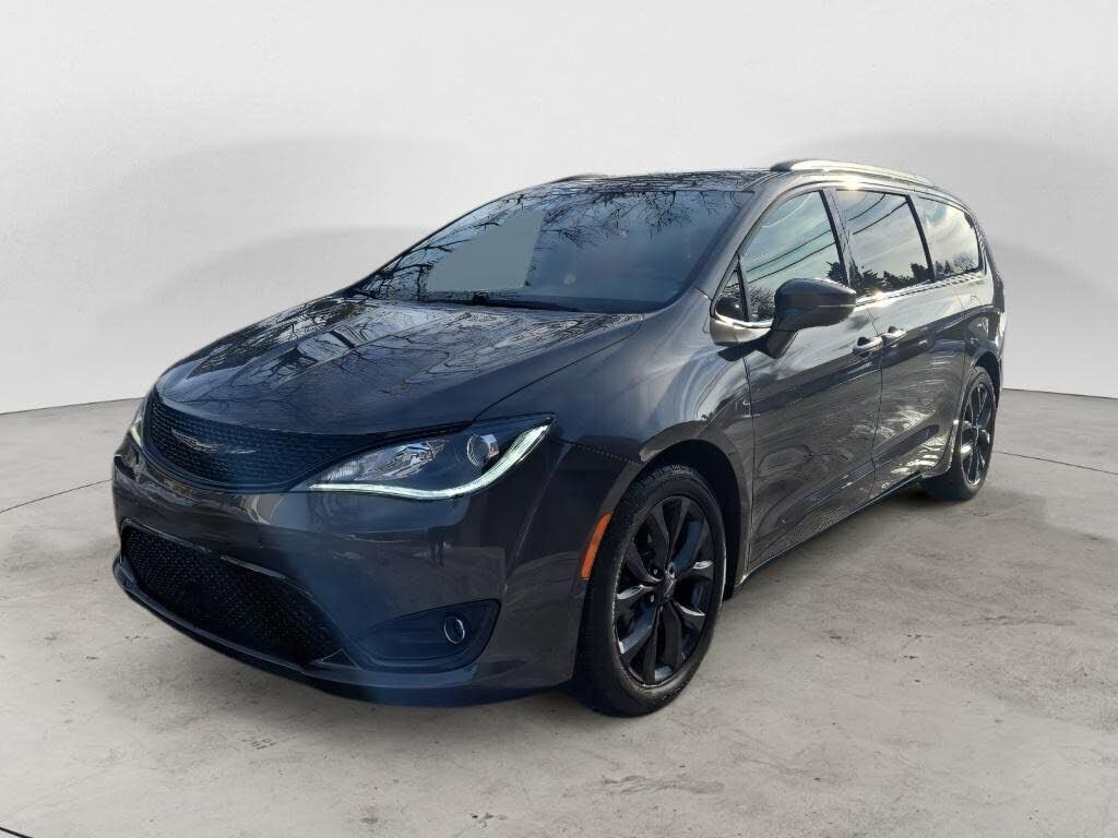 2020 CHRYSLER Pacifica