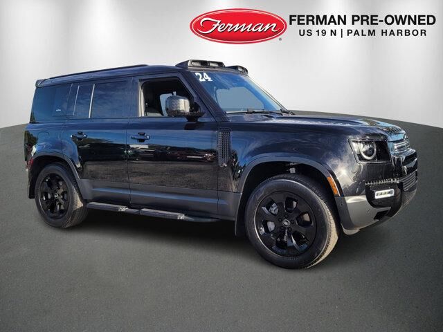 2024 LAND ROVER Defender