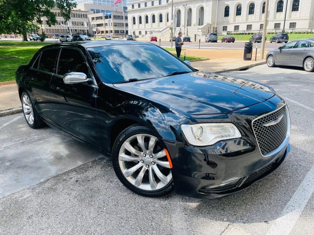 2021 CHRYSLER 300