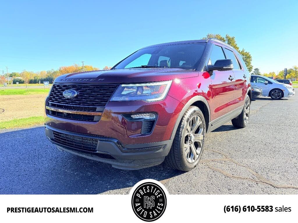 2018 FORD Explorer