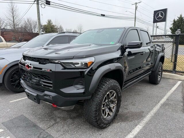 2024 CHEVROLET Colorado