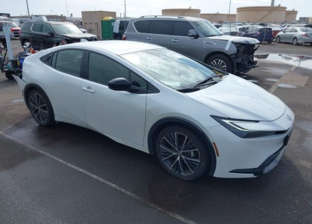 2024 TOYOTA PRIUS