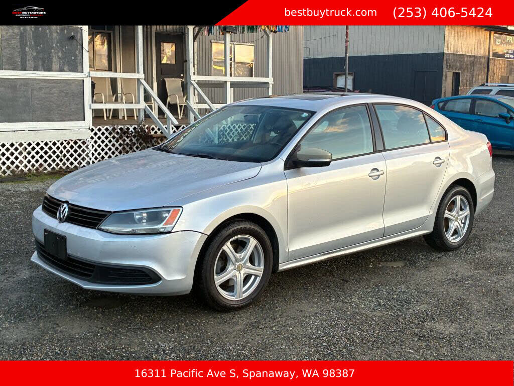 2011 VOLKSWAGEN Jetta