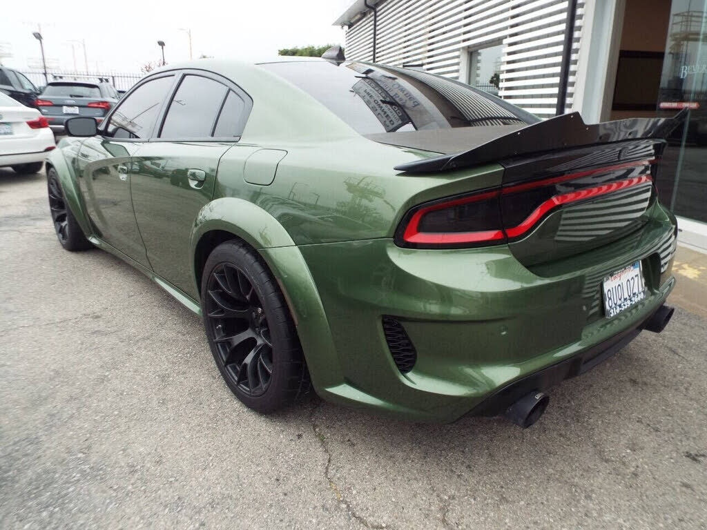 2021 DODGE Charger