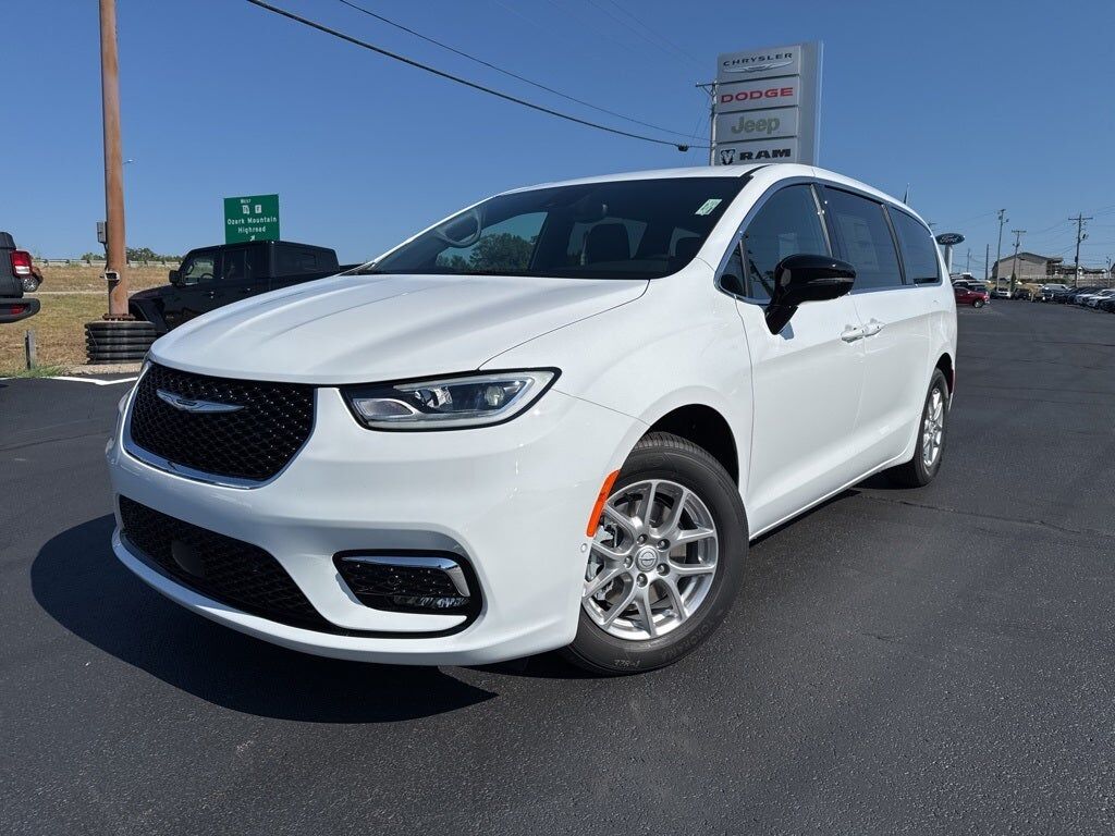 2025 CHRYSLER Pacifica