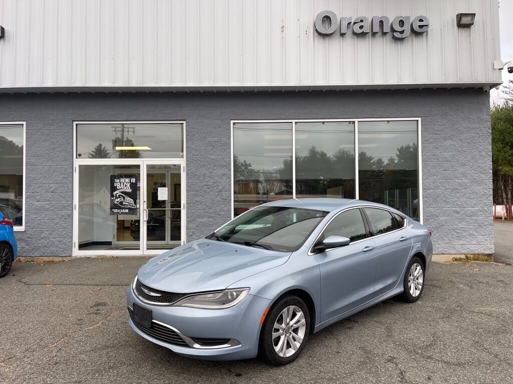 2015 CHRYSLER 200
