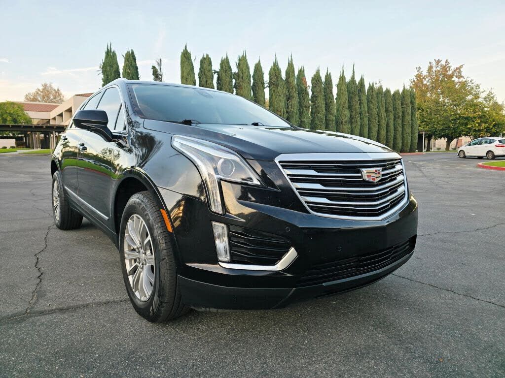 2017 CADILLAC XT5