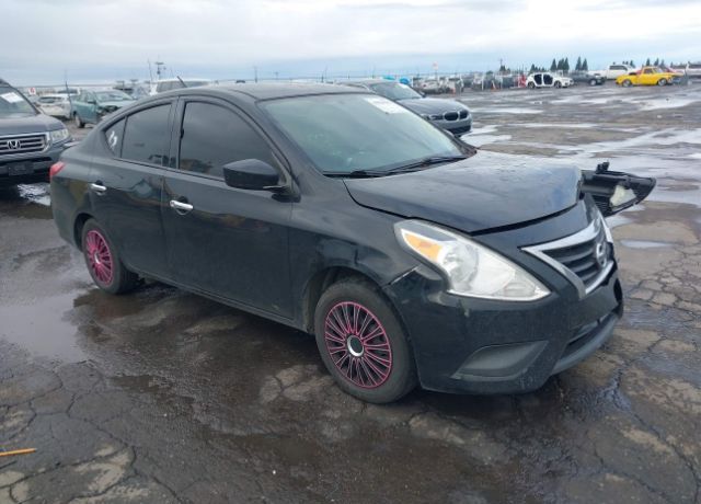 2019 NISSAN Versa