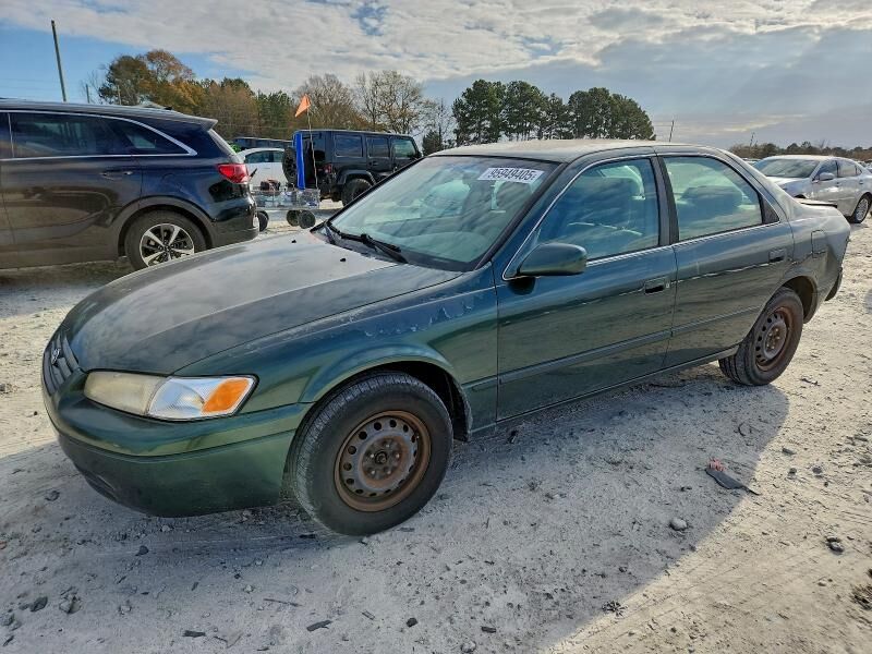 1999 TOYOTA Camry