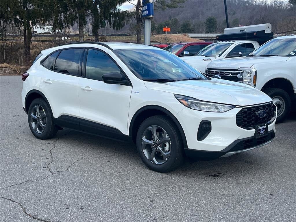2026 FORD Escape