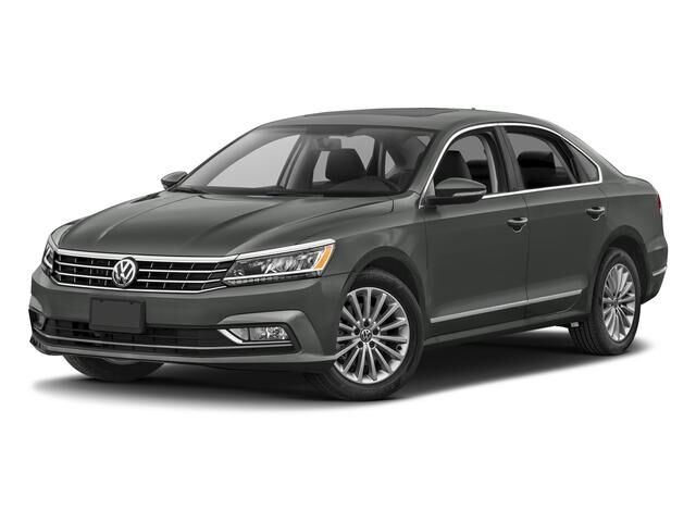 2017 VOLKSWAGEN Passat
