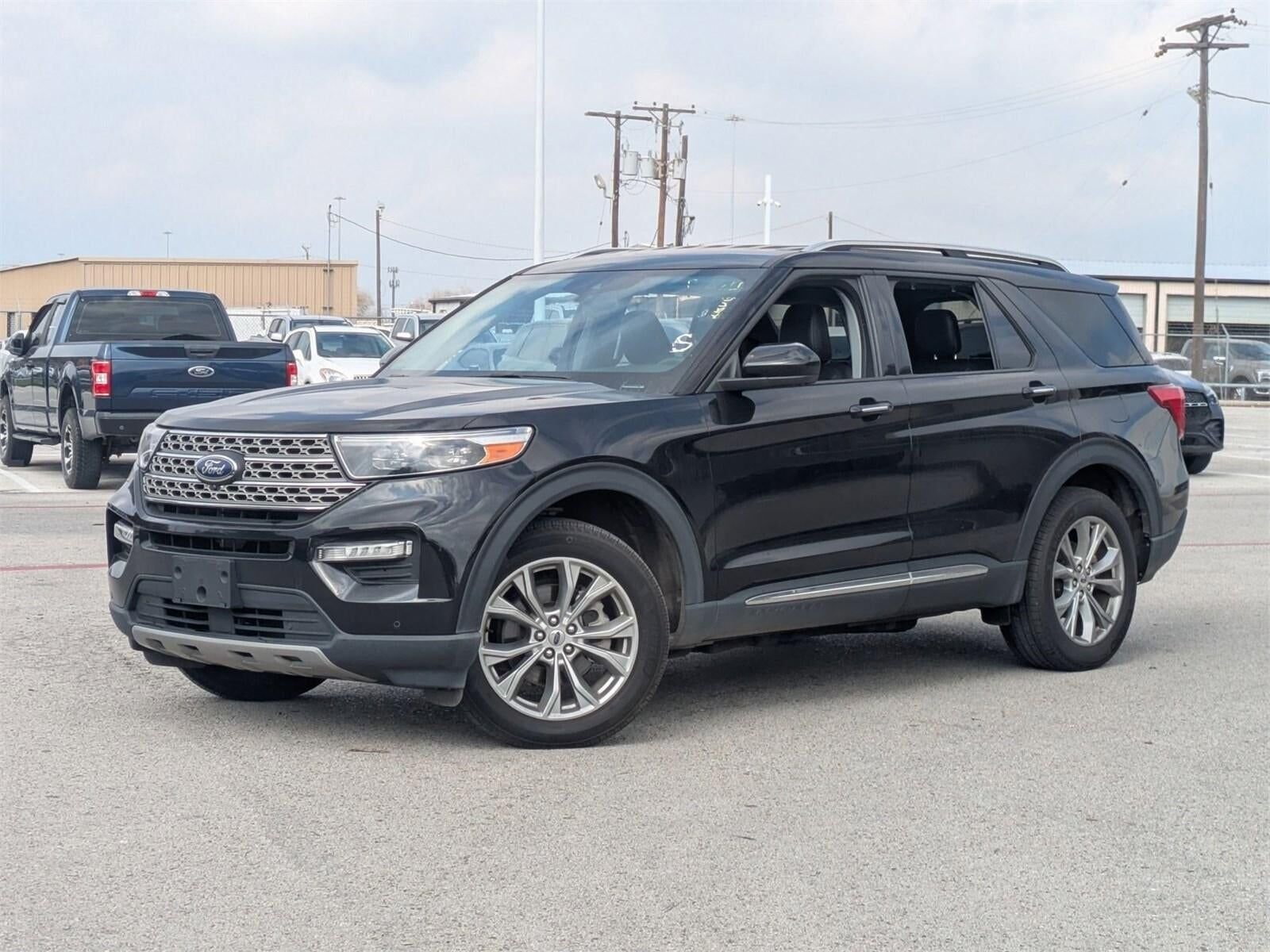 2023 FORD Explorer