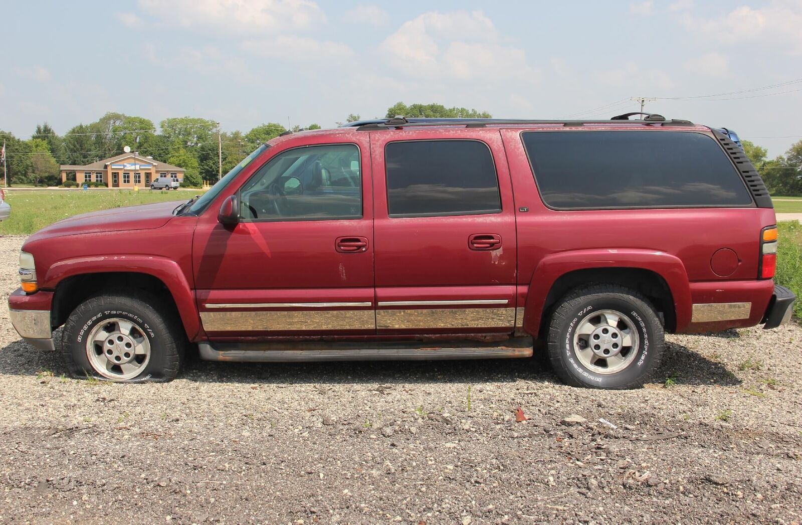 2004 CHEVROLET Suburban