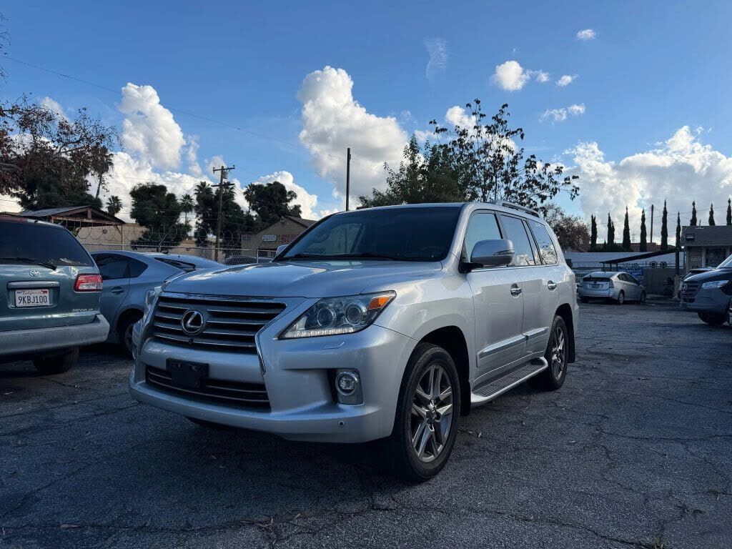 2015 LEXUS LX