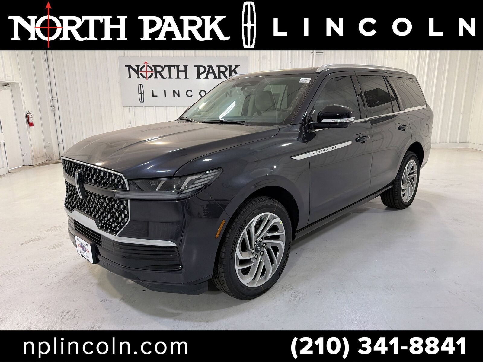 2025 LINCOLN Navigator