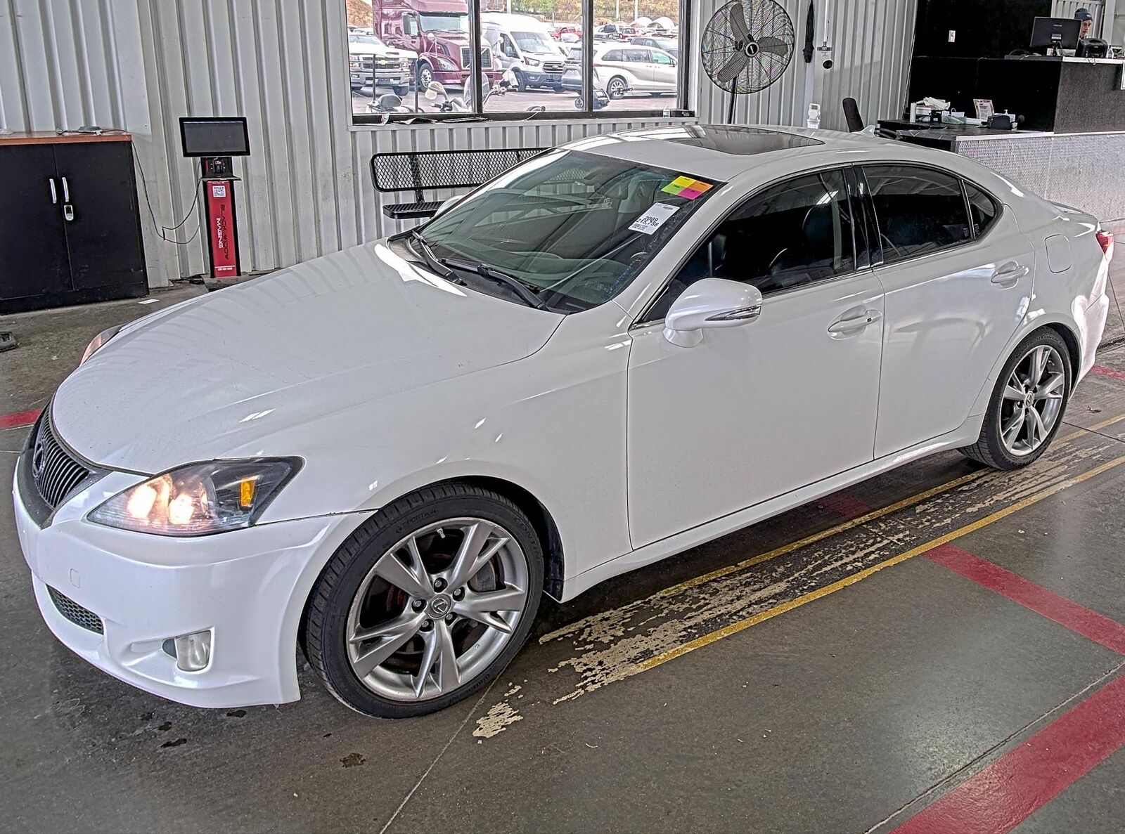 Lexus IS