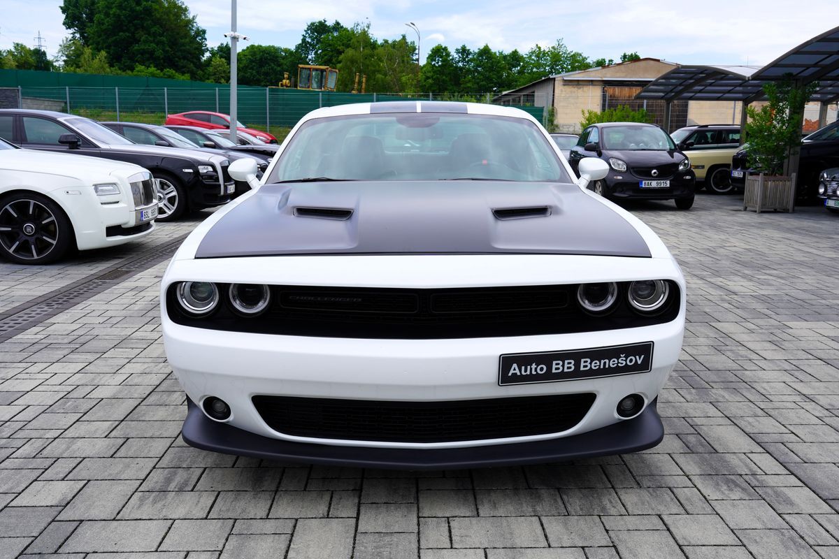 2016 DODGE Challenger