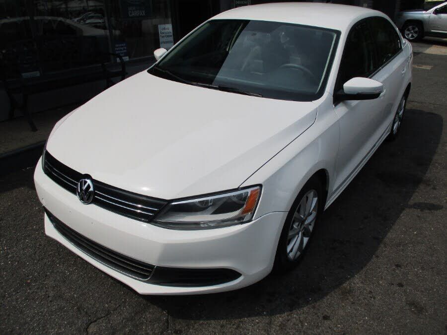 2013 VOLKSWAGEN Jetta