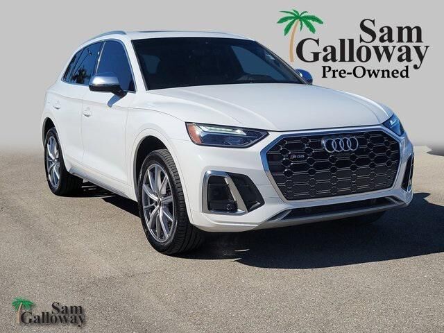 2022 AUDI SQ5