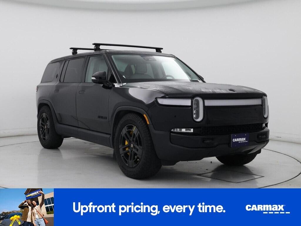 2023 RIVIAN R1S