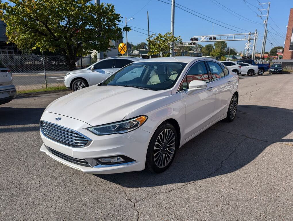 2017 FORD Fusion