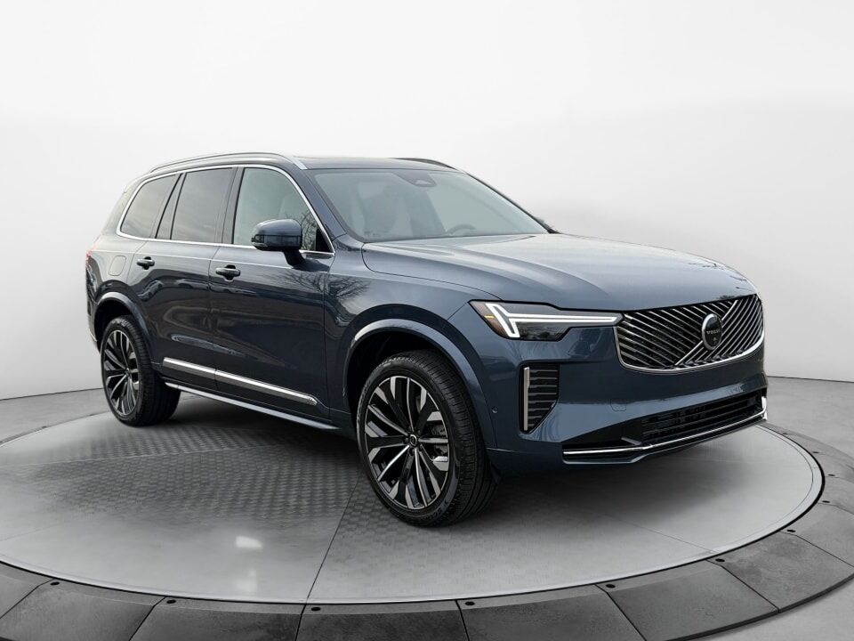 2026 VOLVO XC90