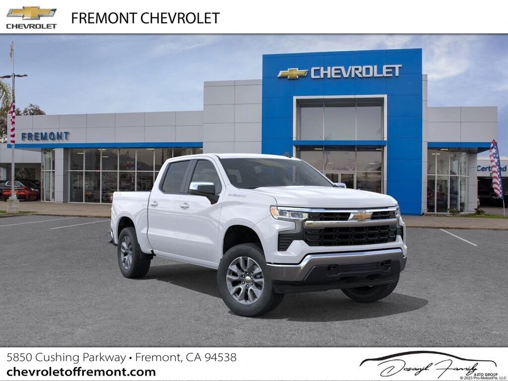 2025 CHEVROLET Silverado