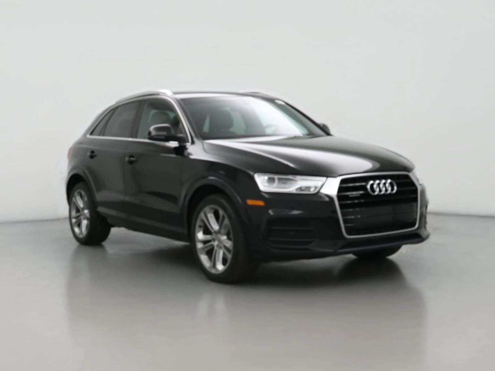 2016 AUDI Q3