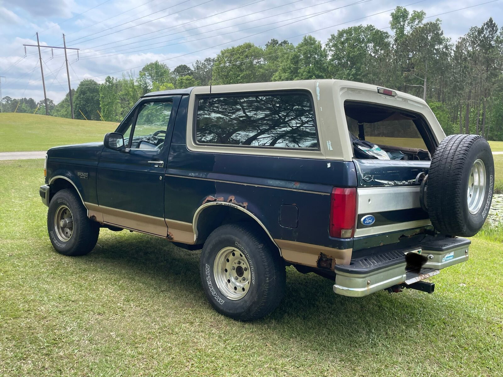 Ford Bronco