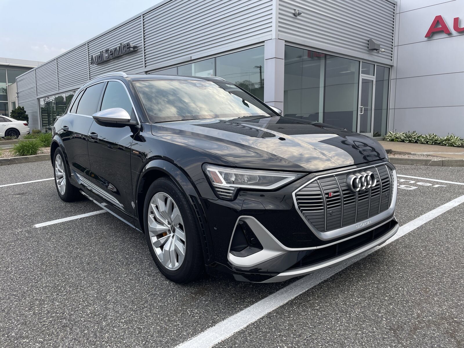 2022 AUDI e-tron