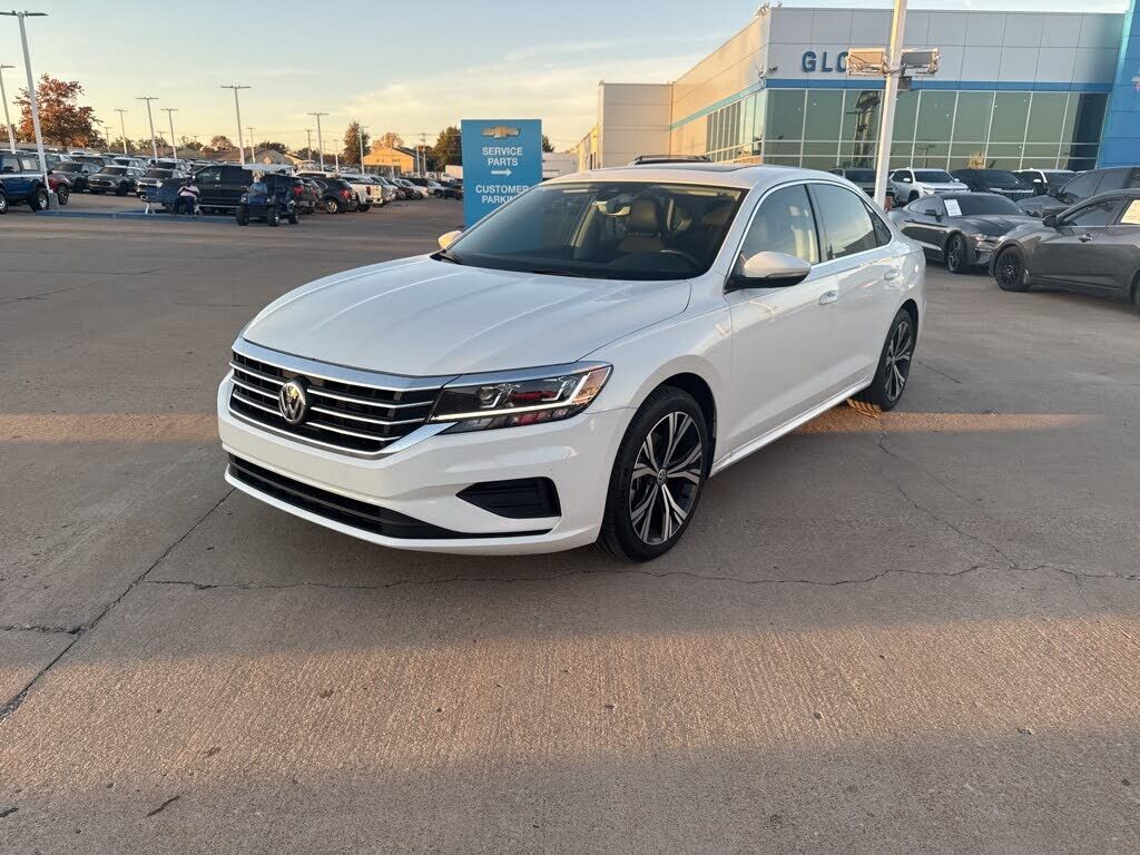 2022 VOLKSWAGEN Passat