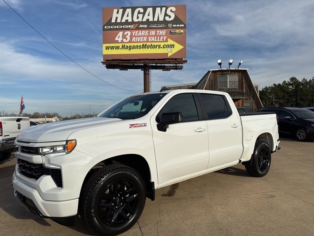 2023 CHEVROLET Silverado