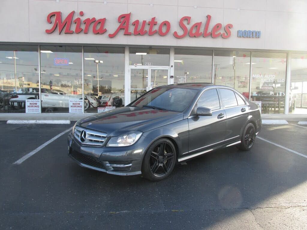 2013 MERCEDES-BENZ C-Class