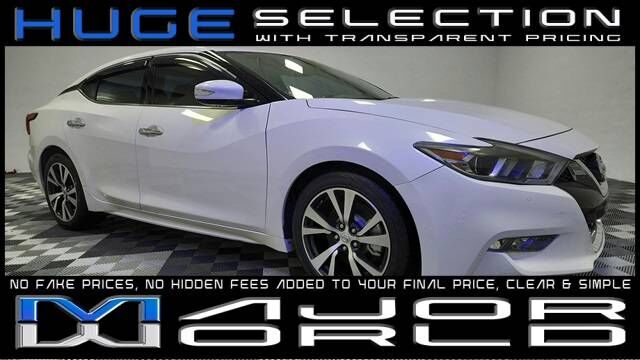 2017 NISSAN Maxima