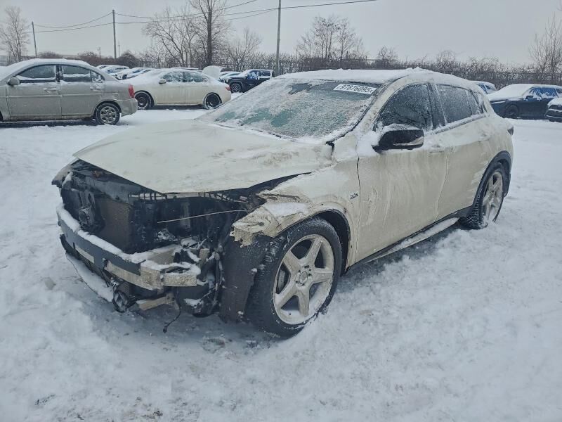 Infiniti QX30