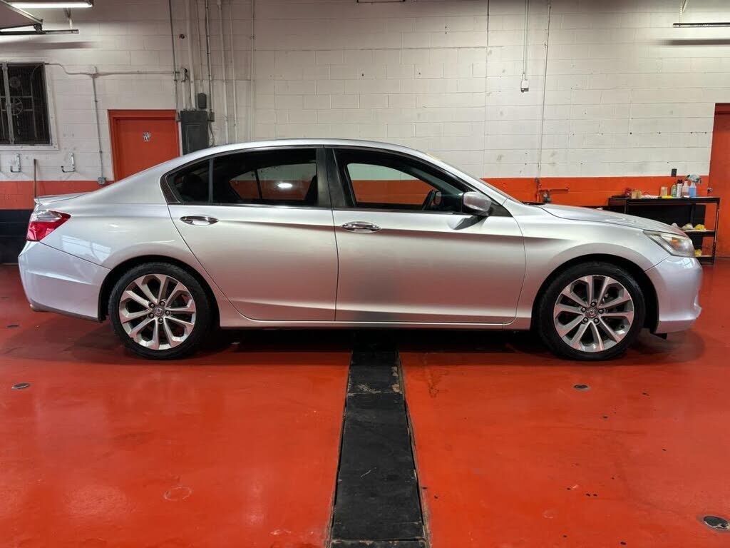 2013 HONDA Accord