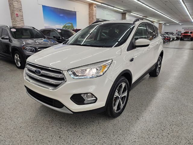 2017 FORD Escape