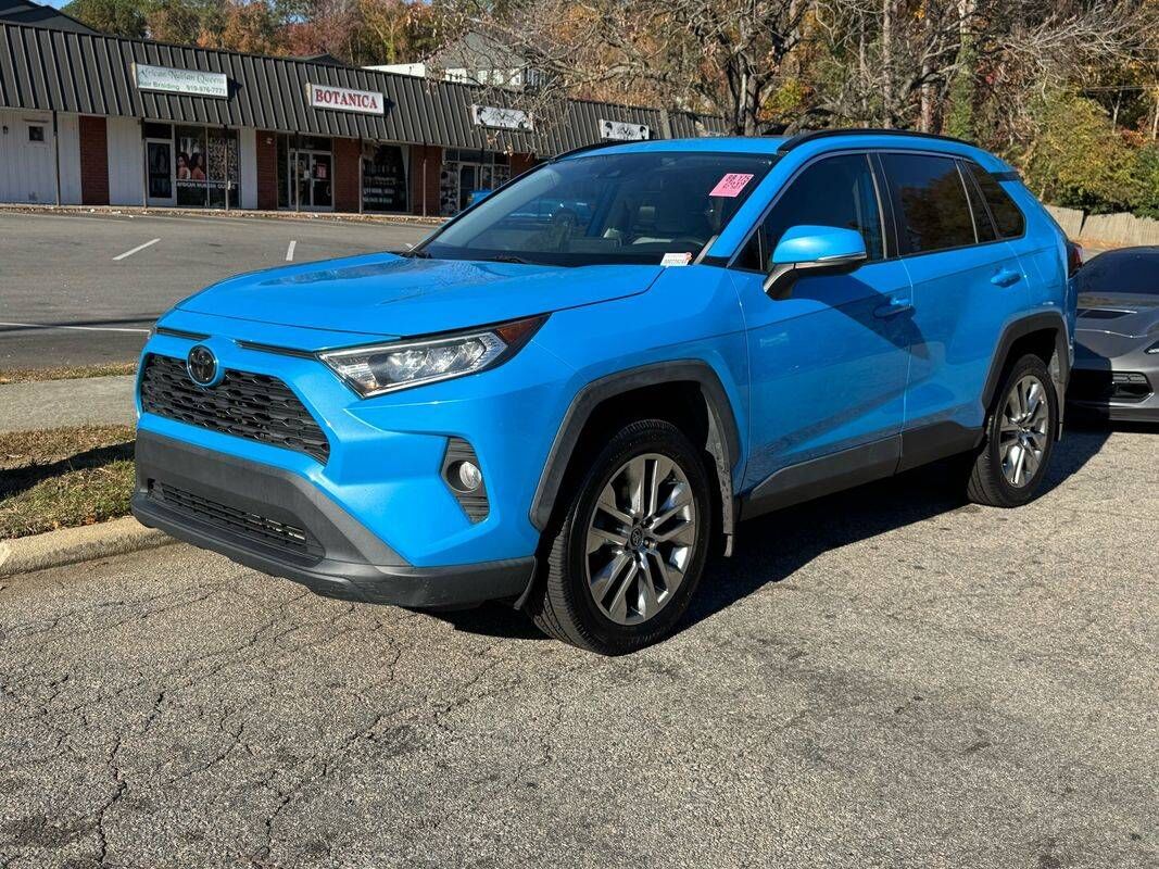 2019 TOYOTA RAV4