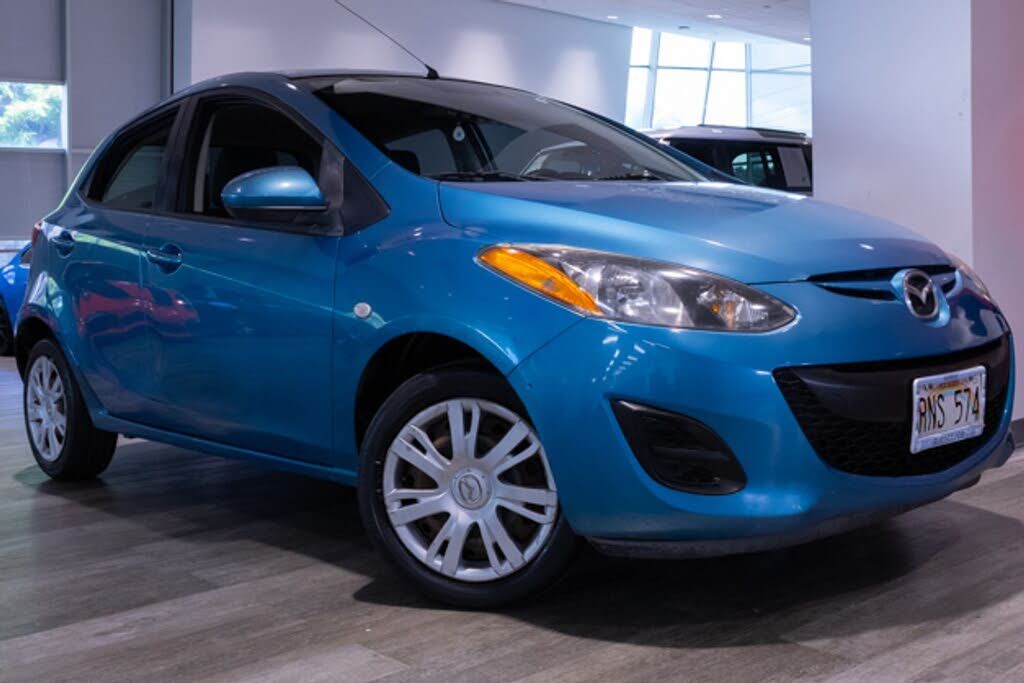 2011 MAZDA Mazda2