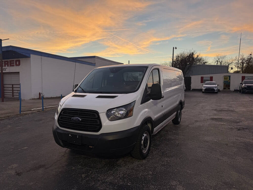 2019 FORD Transit