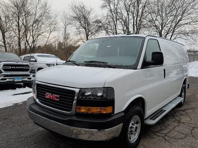 2024 GMC Savana